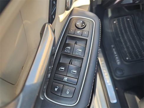 Used 2020 RAM 1500 Limited image 14