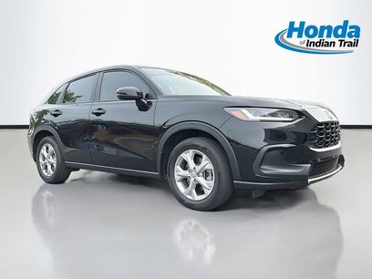 Used 2025 Honda HR-V LX