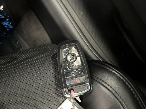 Used 2024 Lincoln Navigator L Reserve image 32