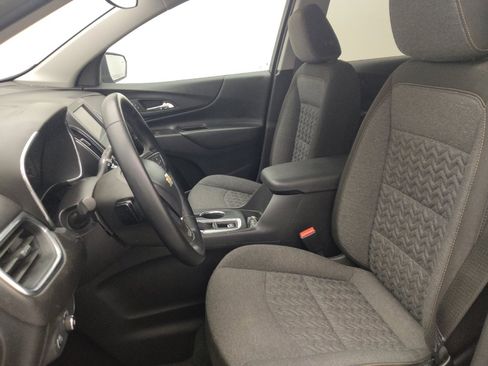 Used 2024 Chevrolet Equinox LT image 17