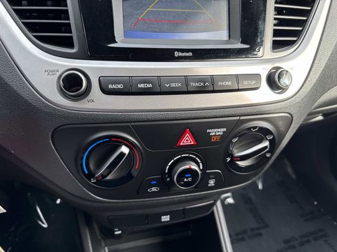 Used 2021 Hyundai Accent SE image 25