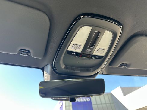 Used 2026 Volvo V60 B5 Cross Country Ultra w/ Protection Package Premier image 16