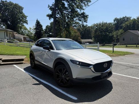 Used 2024 MAZDA CX-30 AWD 2.5 S w/ Select Sport Pkg image 3