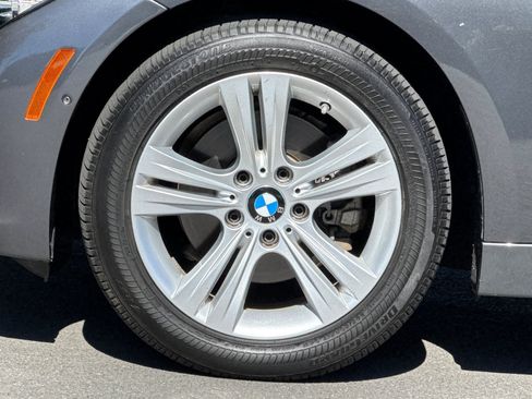Used 2017 BMW 330i Sedan RWD image 37