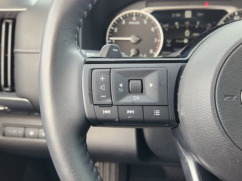 Used 2024 Nissan Pathfinder SL w/ SL Premium Package image 31