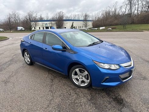 Used 2017 Chevrolet Volt LT w/ Comfort Package image 3