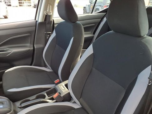 Used 2025 Nissan Versa S image 15