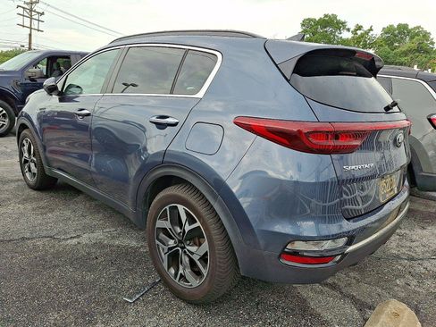 Used 2020 Kia Sportage EX w/ Option Group 15 AWD/4WD image 3