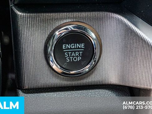 Used 2025 Ford F450 Platinum w/ FX4 Off-Road Package image 46