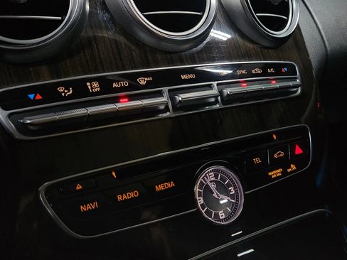 Used 2017 Mercedes-Benz C 300 4MATIC Sedan w/ Premium 3 Package image 37