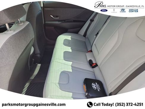 New 2025 Hyundai Elantra Limited FWD image 14