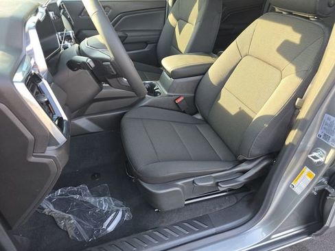 Used 2024 GMC Canyon Elevation w/ Convenience Package image 19