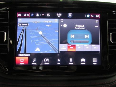 Used 2023 Dodge Durango GT image 73