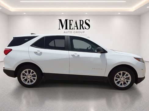 Used 2021 Chevrolet Equinox LS w/ LS Convenience Package FWD image 6
