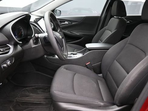 Used 2024 Chevrolet Malibu LT w/ LPO, Floor Liner Package image 10