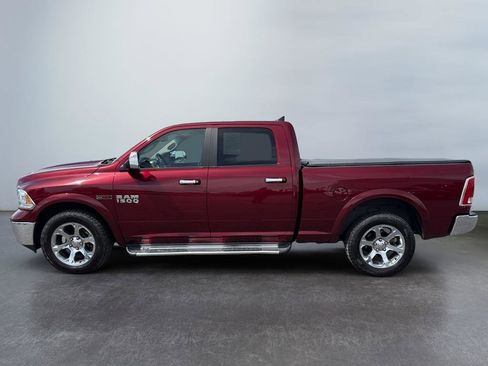 Used 2017 RAM 1500 Laramie w/ Convenience Group AWD/4WD image 2