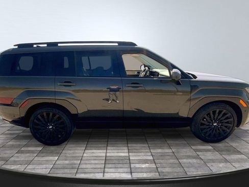 Used 2025 Hyundai Santa Fe Calligraphy image 4