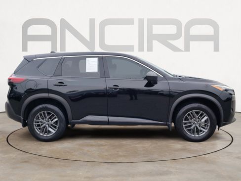 Used 2023 Nissan Rogue S FWD image 15