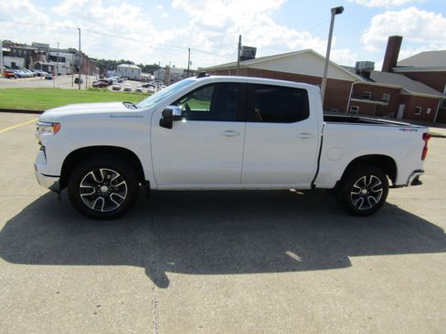 Used 2023 Chevrolet Silverado 1500 LT image 6