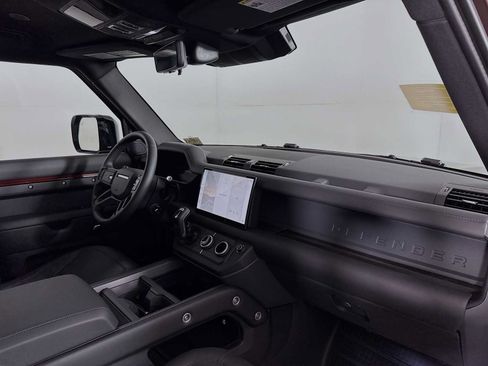 New 2025 Land Rover Defender 130 S AWD/4WD image 27