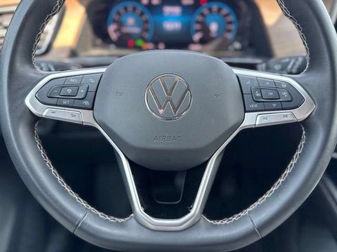 Used 2024 Volkswagen Atlas SE w/ Black Wheel Package AWD/4WD image 15