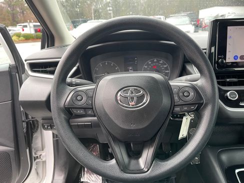 Used 2024 Toyota Corolla LE image 16