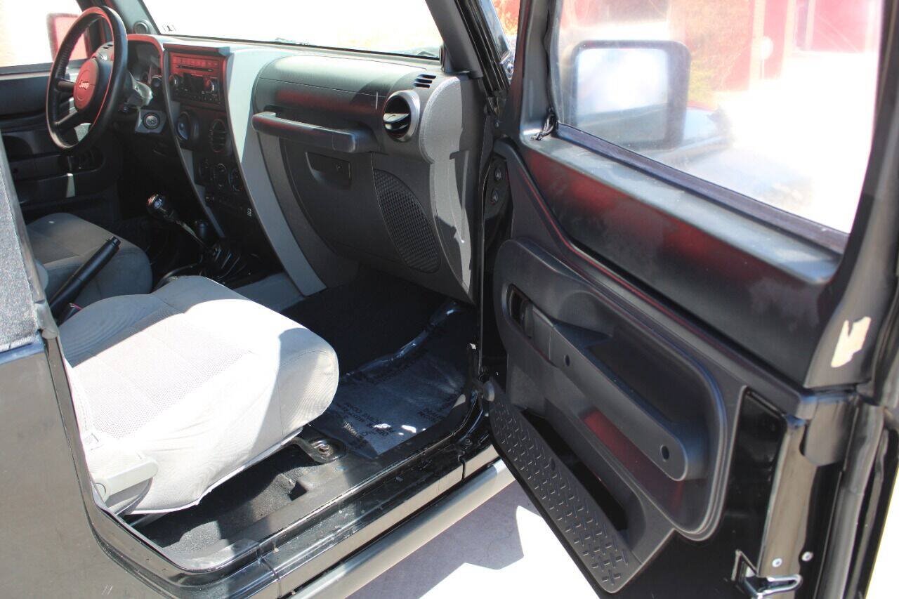 Used 2008 Jeep Wrangler Rubicon AWD/4WD image 11