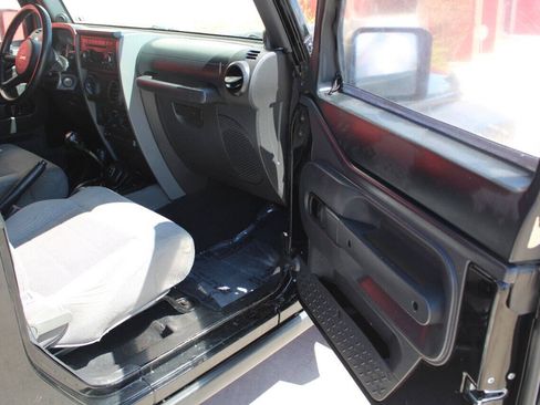 Used 2008 Jeep Wrangler Rubicon AWD/4WD image 11