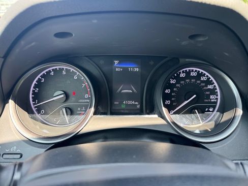 Used 2023 Toyota Camry SE FWD image 20