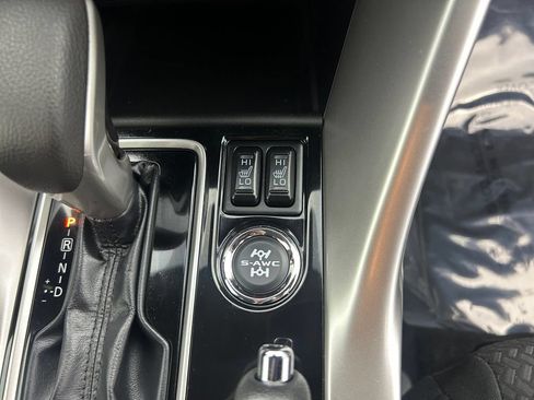 Used 2024 Mitsubishi Eclipse Cross AWD image 30