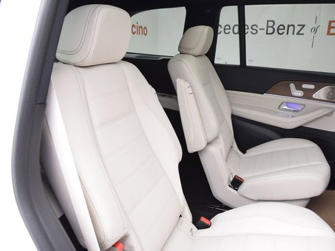 New 2025 Mercedes-Benz GLS 580 4MATIC image 18