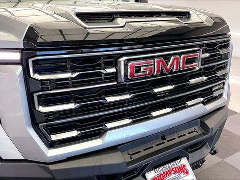 Used 2025 GMC Sierra 3500 AT4 w/ AT4 Premium Plus Package image 30