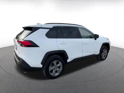 Used 2025 Toyota RAV4 LE image 15