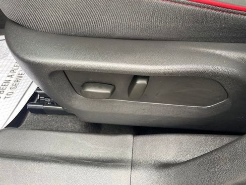 Used 2023 Buick Envision Essence w/ Sport Touring Package image 16