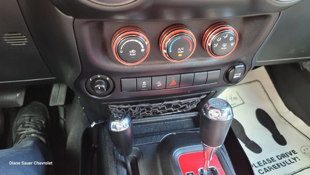 Used 2016 Jeep Wrangler Unlimited Sport w/ Quick Order Package 24S AWD/4WD image 22