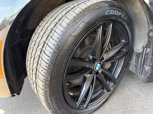 Used 2021 BMW 740i xDrive w/ M Sport Package AWD/4WD image 6