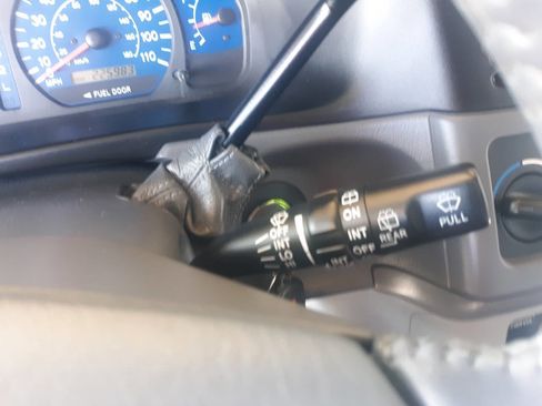 Used 2003 Toyota Sienna LE image 26