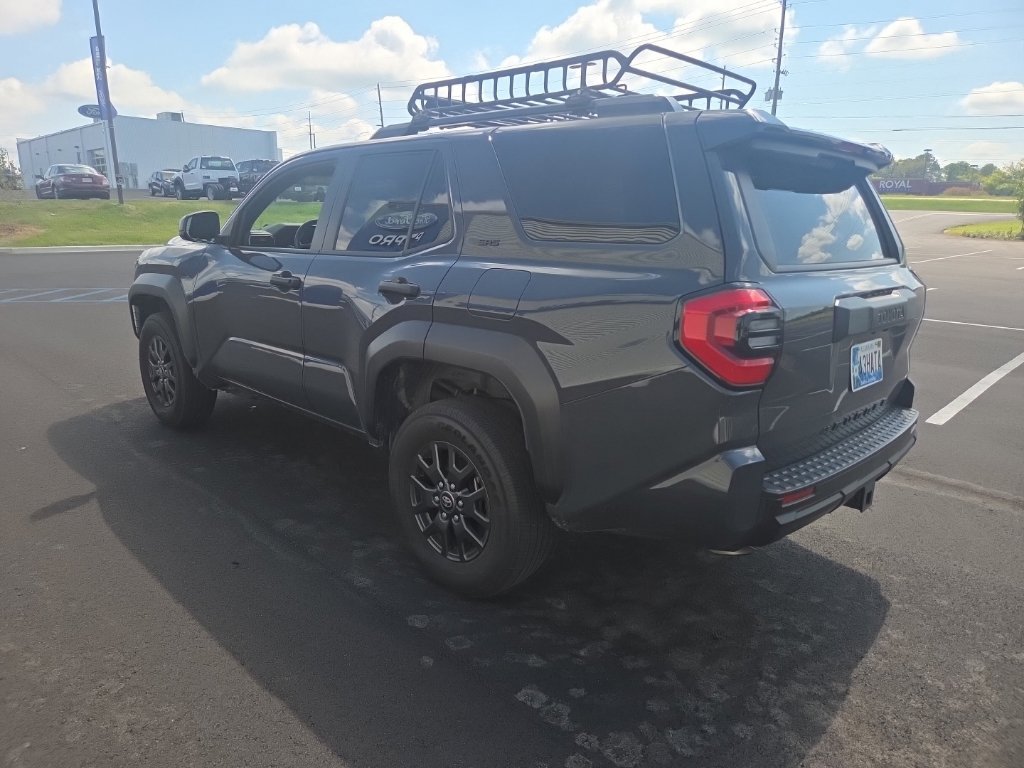 Used 2025 Toyota 4Runner SR5 RWD image 9