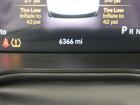 Used 2024 Jeep Wagoneer Launch Edition image 37