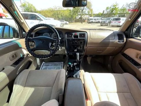 Used 2001 Toyota 4Runner SR5 AWD/4WD image 13