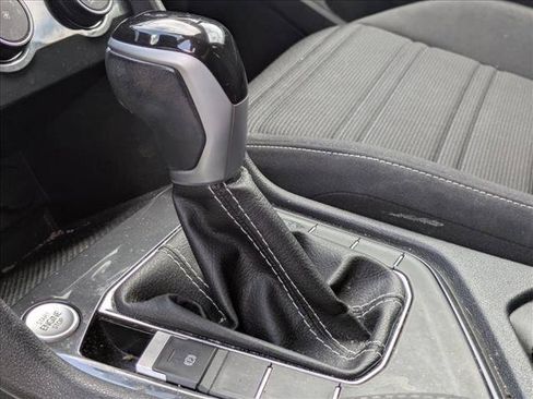 Used 2023 Volkswagen Tiguan S FWD image 9