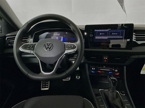New 2025 Volkswagen Jetta Sport image 19