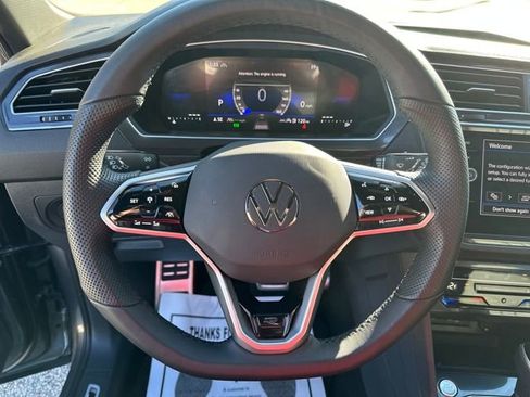 Certified 2024 Volkswagen Tiguan SE R-Line image 18