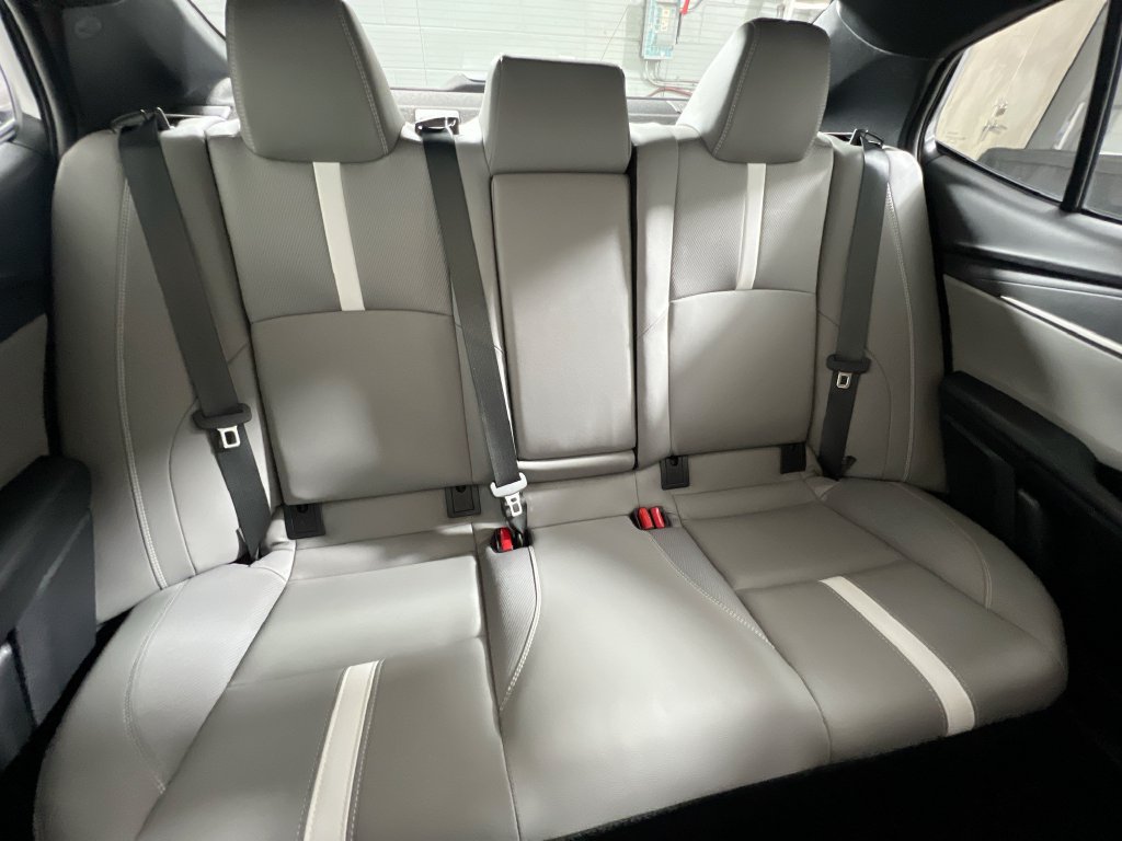 Used 2026 Toyota Camry SE FWD image 30