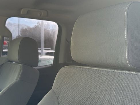 Used 2018 GMC Sierra 1500 SLE image 11