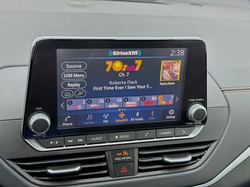 Used 2022 Nissan Altima 2.5 SR image 11