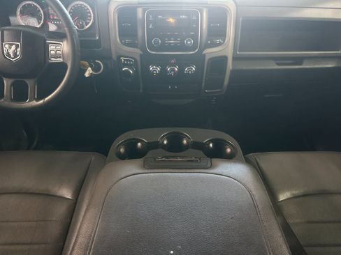 Used 2019 RAM 1500 Tradesman RWD image 4