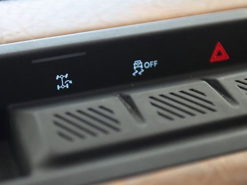 Used 2023 Ford Bronco Big Bend image 31