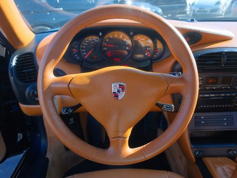 Used 2003 Porsche 911 Carrera 4S image 14