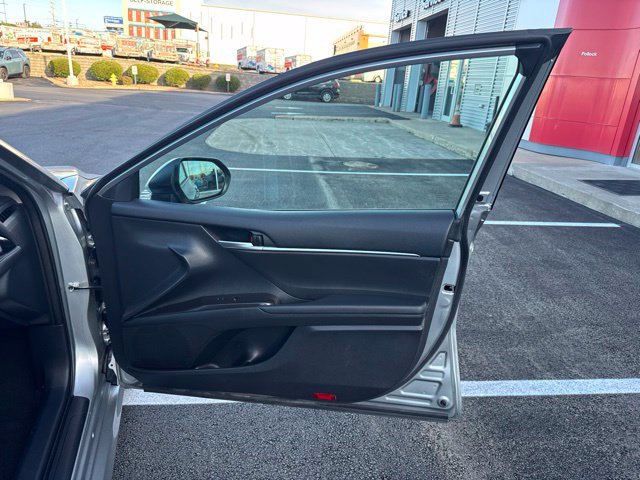 Used 2024 Toyota Camry LE FWD image 14